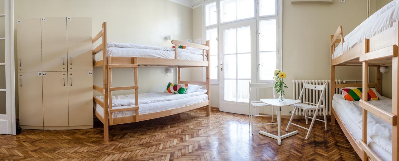 Roommates Hostel Белград Екстер'єр фото